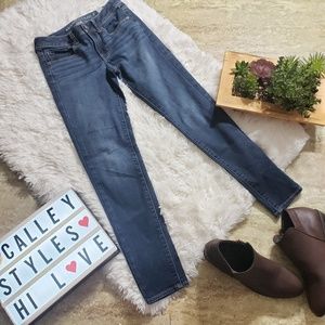 American Eagle Super Skinny Jeans Size 2 Dark Wash